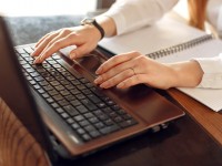 Arnaques en ligne : attention aux faux sites administratifs !