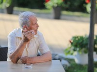 Arrêter de fumer après 50 ans : est-ce bien utile ?