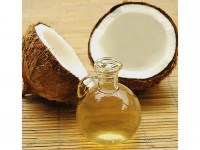 Beauté : 5 huiles bienfaisantes pour les cheveux secs