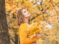 Beauté : comment renforcer les ongles et les cheveux en automne ?