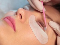 Beauté : comprendre le rehaussement de cils en 5 questions