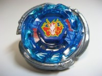 Beyblade : les toupies qui font tourner les têtes