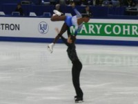 Championnats du monde de patinage artistique 2012 : les vainqueurs des disciplines couple et dames