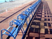 Charles Tordo : le créateur des fameuses chaises bleues