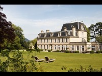 Choisir son hôtel de luxe avec piscine en Normandie : cap sur le Château La Chenevière !