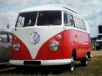 Combi Volkswagen : le véhicule culte fête ses 70 ans