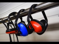 Communiquer dans un environnement professionnel bruyant, la panacée aux accidents du travail ?