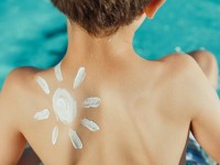 Crème solaire : attention aux idées reçues !