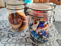 DIY de Noël : comment faire un bocal à bonbons personnalisé ?