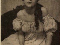 Femmes, muses et modèles : une rencontre entre sculpture et photographie