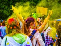 Holi : 5 choses à savoir sur la fête des couleurs