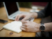 Insolite : pourquoi y a-t-il plus de droitiers que de gauchers ?