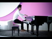 Jeff Cheong et Jayden Tan : des portraits en lévitation 