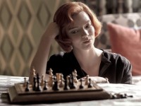 Jeux : la série Le Jeu de la Dame relance la mode des échecs