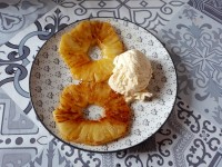 L'ananas frais caramélisé à la vanille et à la fève tonka : une recette facile