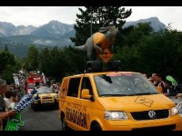 La caravane du Tour : le grand défilé des marques