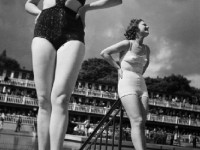 La Parisienne en été : une exposition délicieusement rétro