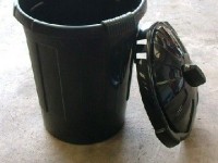 La poubelle : histoire d'une invention