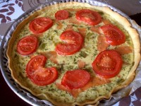 La quiche aux poireaux et au saumon : une recette savoureuse
