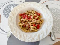 La salade de pâtes au pesto et au thon : une recette facile