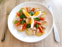 La salade de pommes de terre, thon et tomates : une recette facile