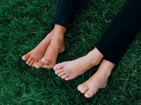 Le barefooting : marcher pieds nus pour plus de bien-être