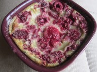 Le clafoutis framboise matcha : une recette gourmande