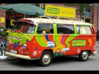 Le Combi Volkswagen : le minivan qui a le vent en poupe