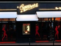 Le Crazy Horse : le plus glamour des cabarets parisiens