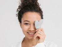 Le gua sha : le nouvel accessoire de beauté de la peau