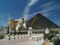 Le Luxor : un hôtel emblématique de Las Vegas
