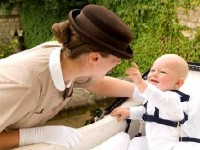 Où se trouve le Norland College, l'école de nannies ?