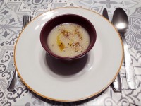 Le velouté de topinambour à l'huile de truffe : une recette de fête