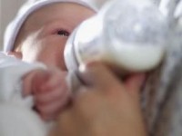 Les coliques du nourrisson : causes et remèdes