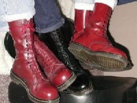 Les Dr Martens, emblème de la culture punk