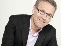 Les Grosses Têtes : Laurent Ruquier succède à Philippe Bouvard