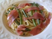 Les pâtes aux haricots verts et au jambon cru : une recette savoureuse