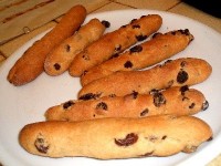 Les petits pains aux raisins et à la fleur d'oranger