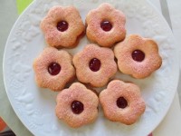 Les sablés fleurs à la confiture : une recette gourmande