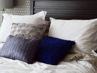 Linge de maison : d'où vient la tradition du blanc d'hiver ?