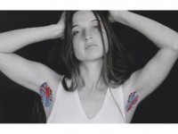 Lisa Miquet : une photographe qui change notre regard sur la pilosité