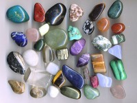 Lithothérapie : 5 pierres bienfaisantes à porter sur soi