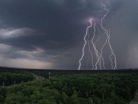 Météo : c'est quoi un orage sec ?