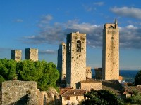San Gimignano : une ville fortifiée en Toscane