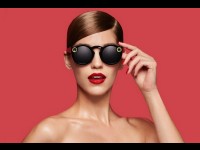 Snapchat lance des lunettes connectées