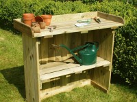 Table de jardinage : 5 critères pour bien la choisir