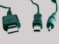 Téléphones portables : un chargeur universel d'ici 2017