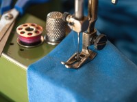 Vêtements et chaussures : comment fonctionne le bonus réparation textile ?