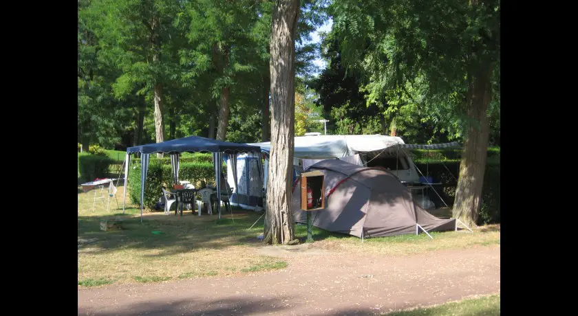 Camping Camp Municipal  Descartes
