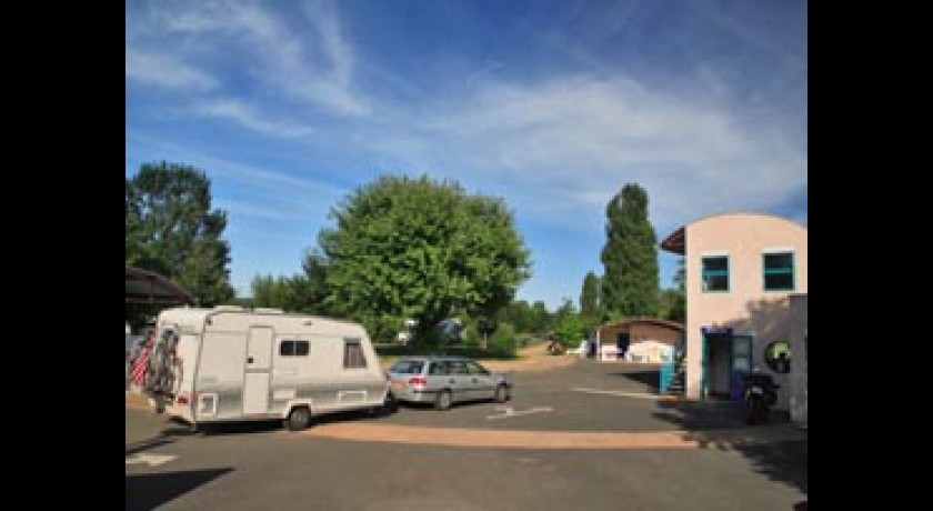 Camping De Tournus 